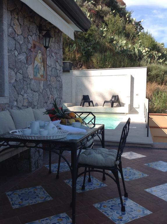 202 Luxury Pool Isola Bella Villa Taormina Oda fotoğraf