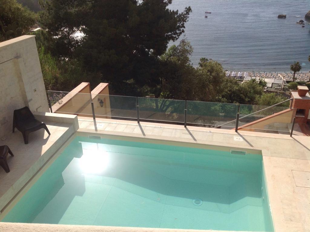 202 Luxury Pool Isola Bella Villa Taormina Oda fotoğraf